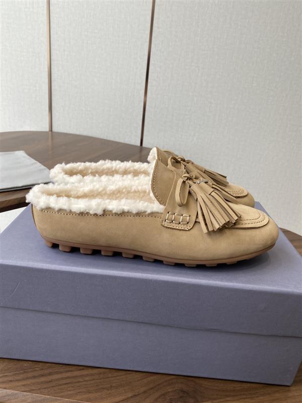 2025126112128750 310